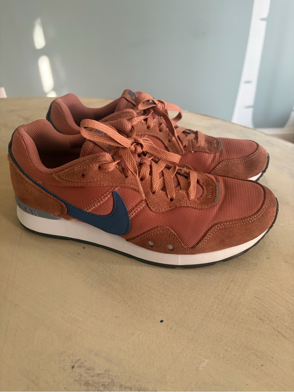 Nike Venture Runner Shoes Men’s 7 Mineral Clay Mystic Navy CK2944-203